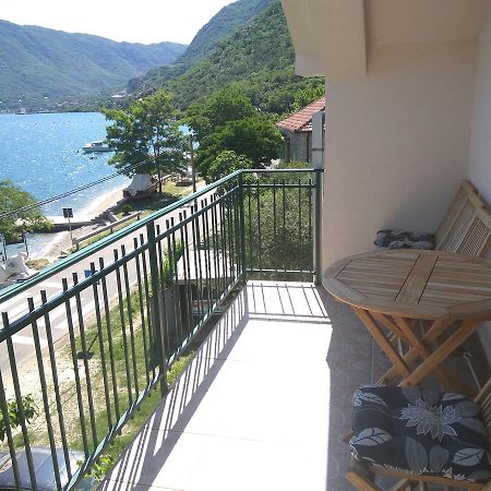 Apartmani Villa Radovic Risan Exterior photo
