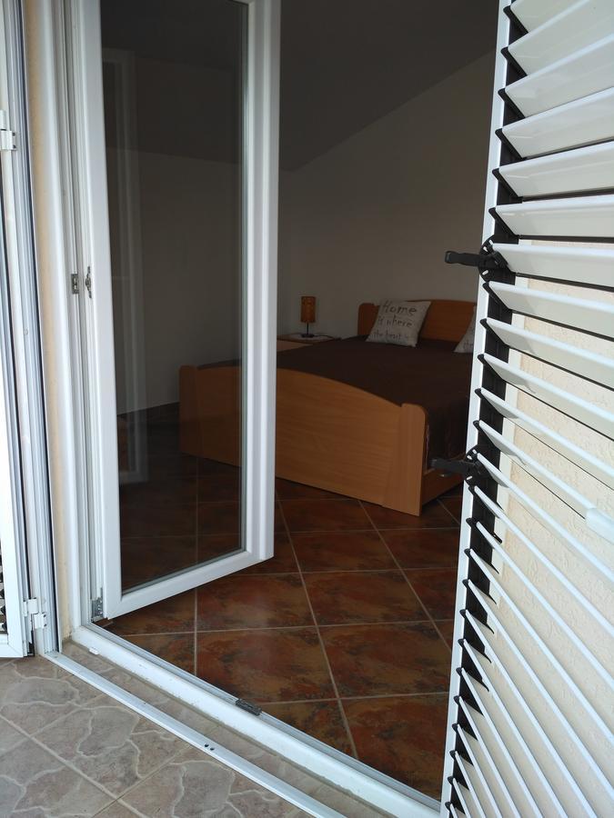 Apartmani Villa Radovic Risan Exterior photo