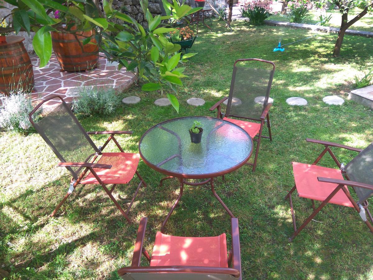 Apartmani Villa Radovic Risan Exterior photo