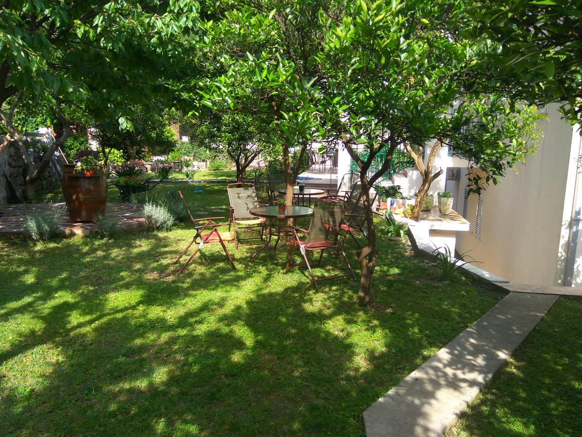 Apartmani Villa Radovic Risan Exterior photo
